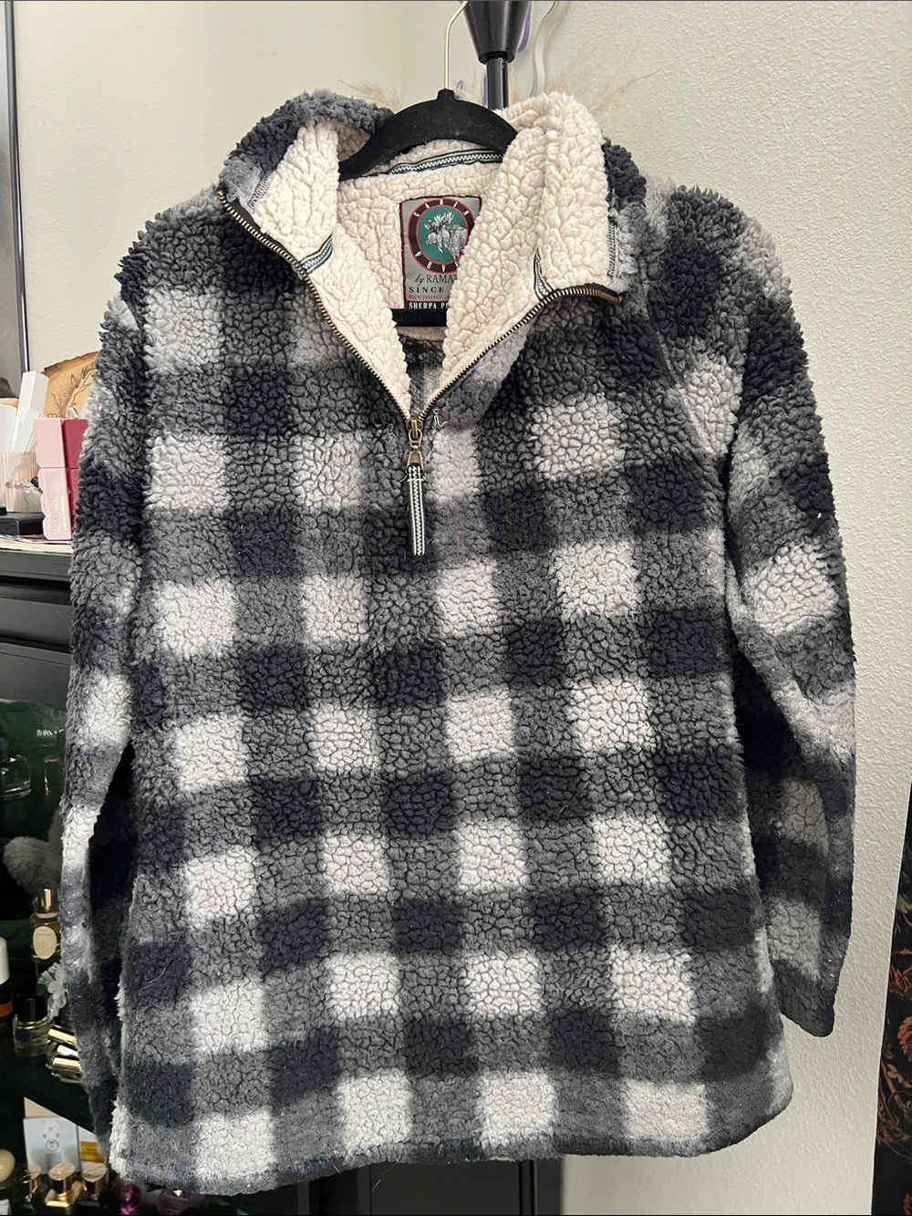 Checkered sherpa pullover